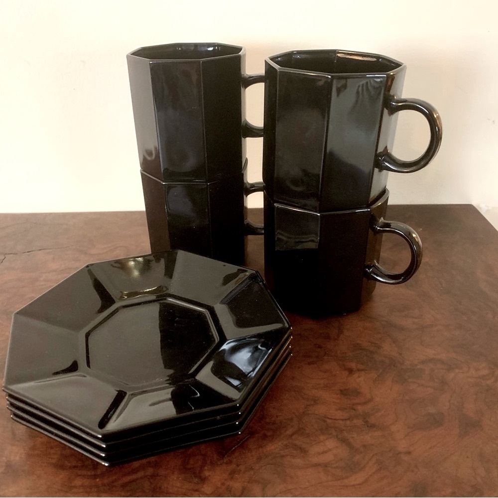 Vintage French 1980s Arcoroc Octime Black Octagon Cups & Saucers Set of 4